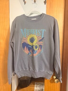 Altar'd State Midwest Sunflower Sweatshirt